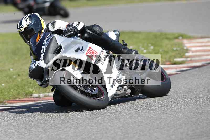 /44 09.08.2025 Plüss Moto Sport ADR/Freies Fahren/33